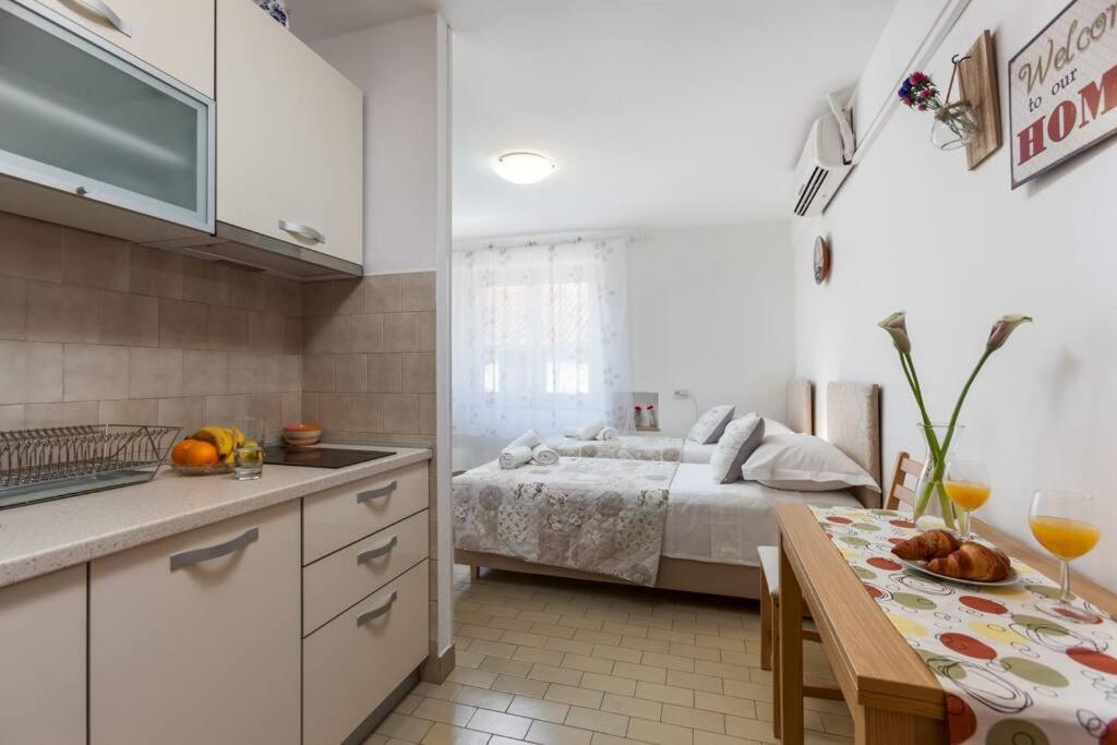 Studio Apartment Didovina Split Exterior foto